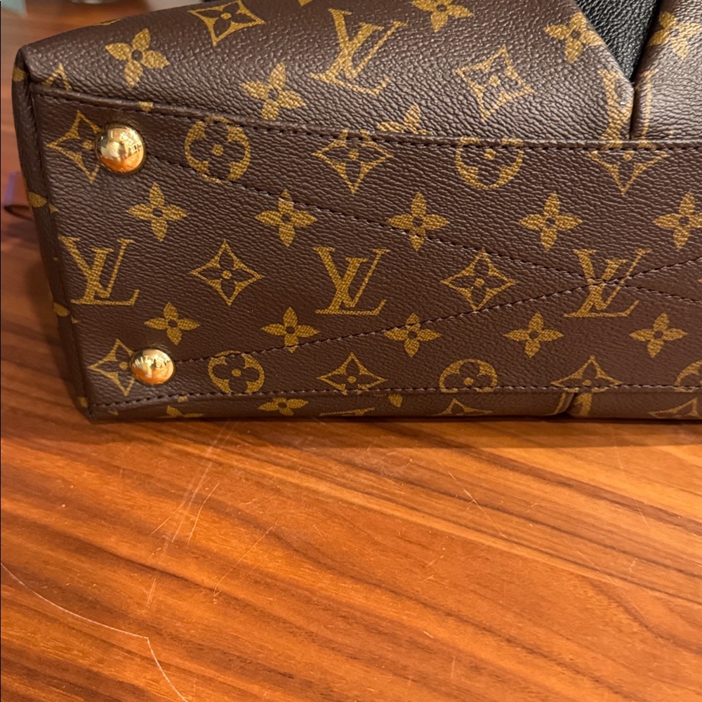 Louis Vuitton Brown Monogram Canvas with Black Center Shoulder Bag - Picture 3 of 5